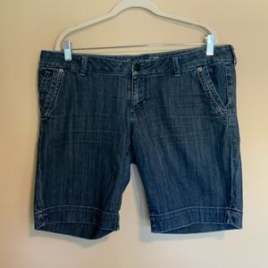 American Eagle Y2K 90’s 2000’s denim bermuda shorts